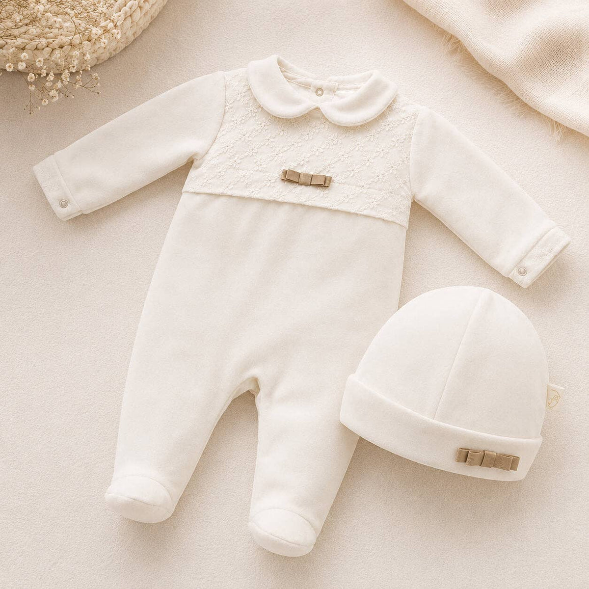 Tutina e cuffia per neonato Romantic - Newborn
